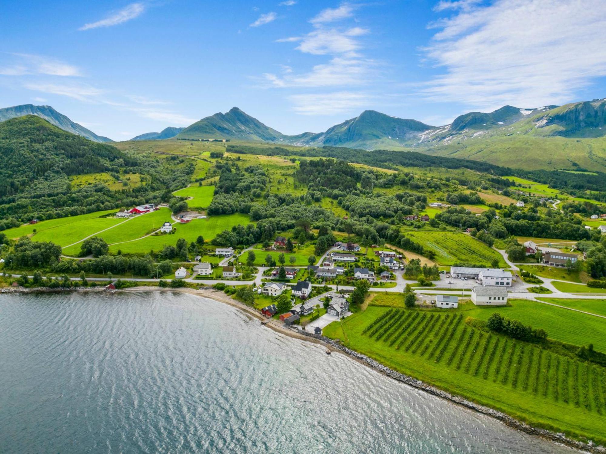 Rovde Fjordferienヴィラ エクステリア 写真